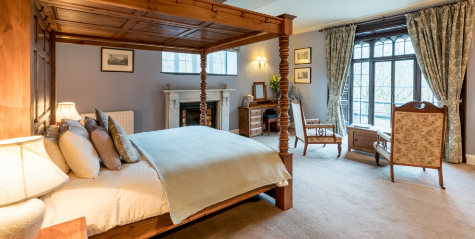 Big room, great ensuite, lovely views